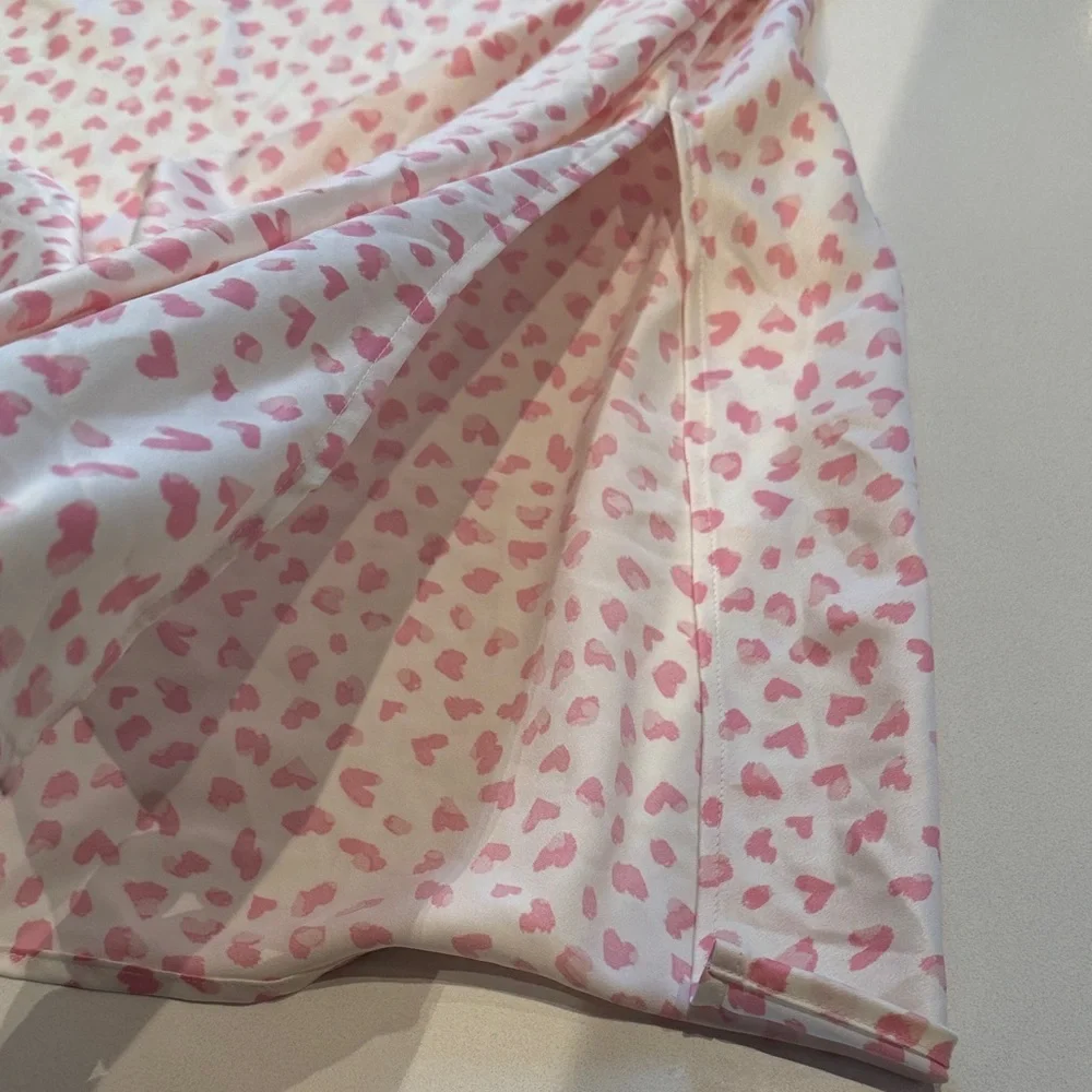 🆕 Nordstrom Rack Satin Midi Pink Chemise with Heart Pattern, Size XL